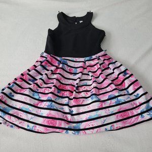 Girls dress